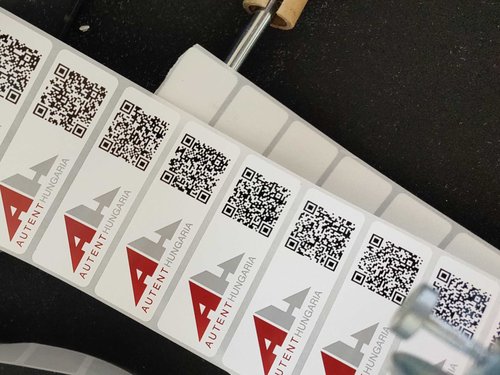 Egyedi fiREG QR kódok? Igen!