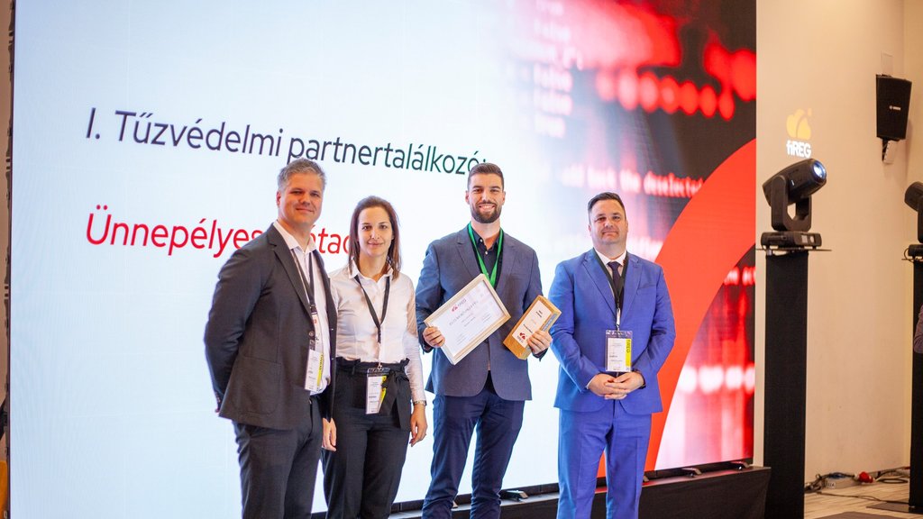 fiREG Kiválóság és Senior Kiválóság pályázat 2025