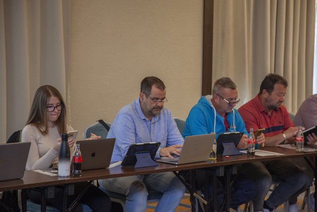 fiREG karbantartói képzés · Vecsés, 2024.04.04.