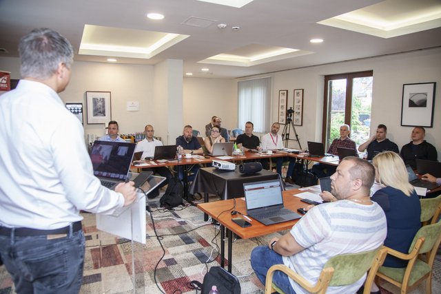 fiREG üzemeltetői képzés · Vecsés, 2024.05.24.
